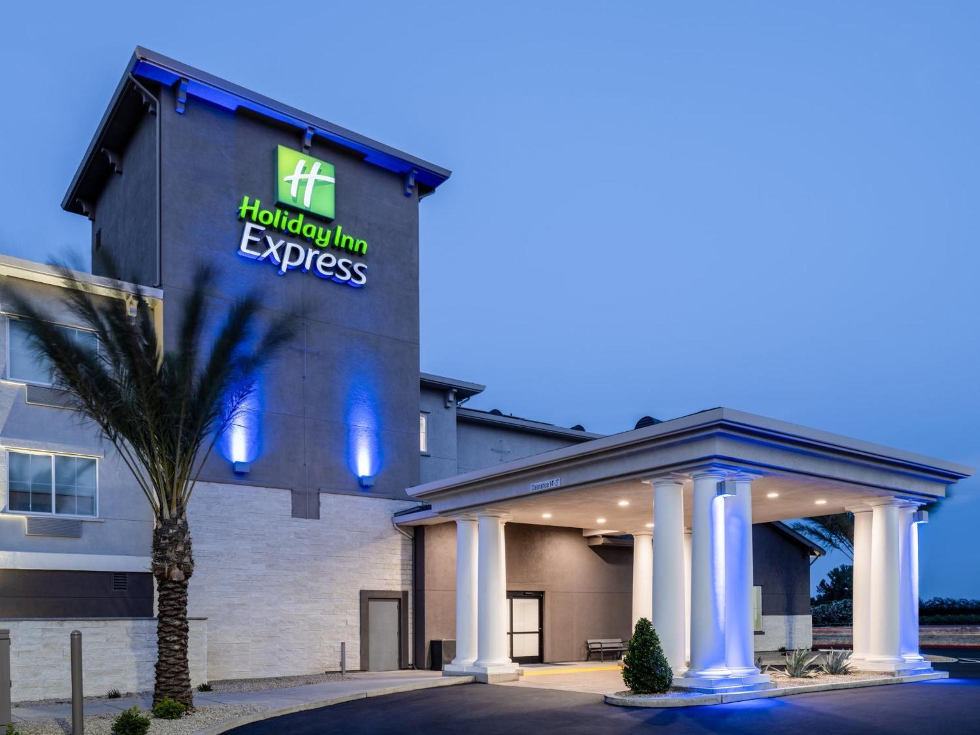 Holiday Inn Express Lodi By Ihg Екстер'єр фото