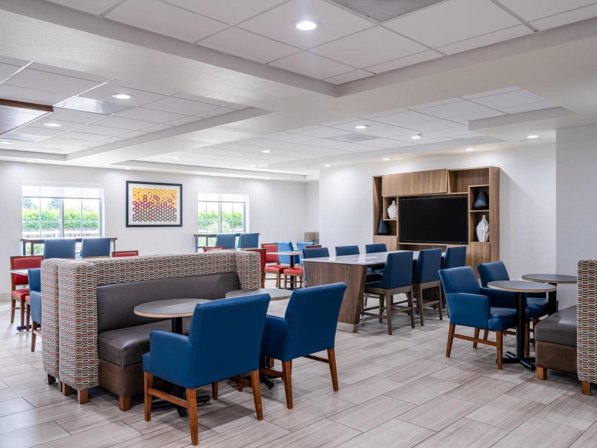 Holiday Inn Express Lodi By Ihg Екстер'єр фото