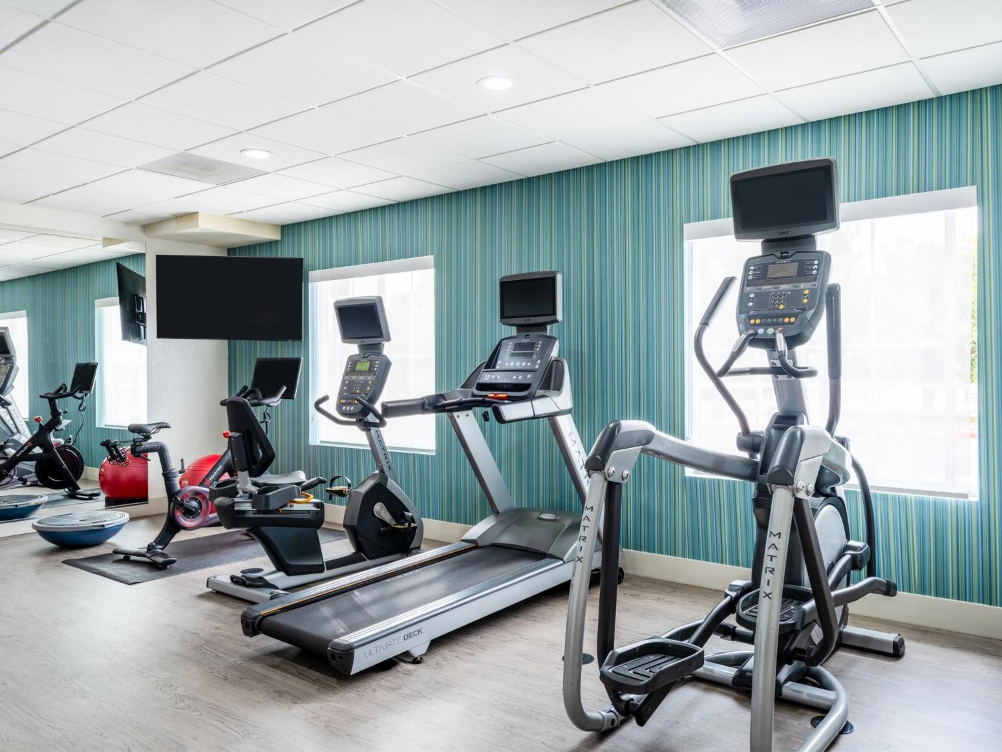 Holiday Inn Express Lodi By Ihg Екстер'єр фото