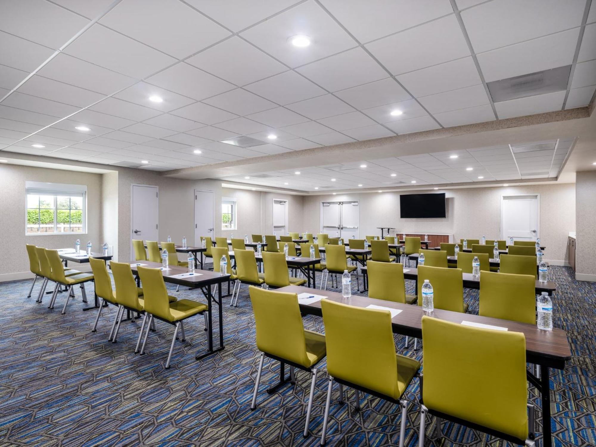Holiday Inn Express Lodi By Ihg Екстер'єр фото